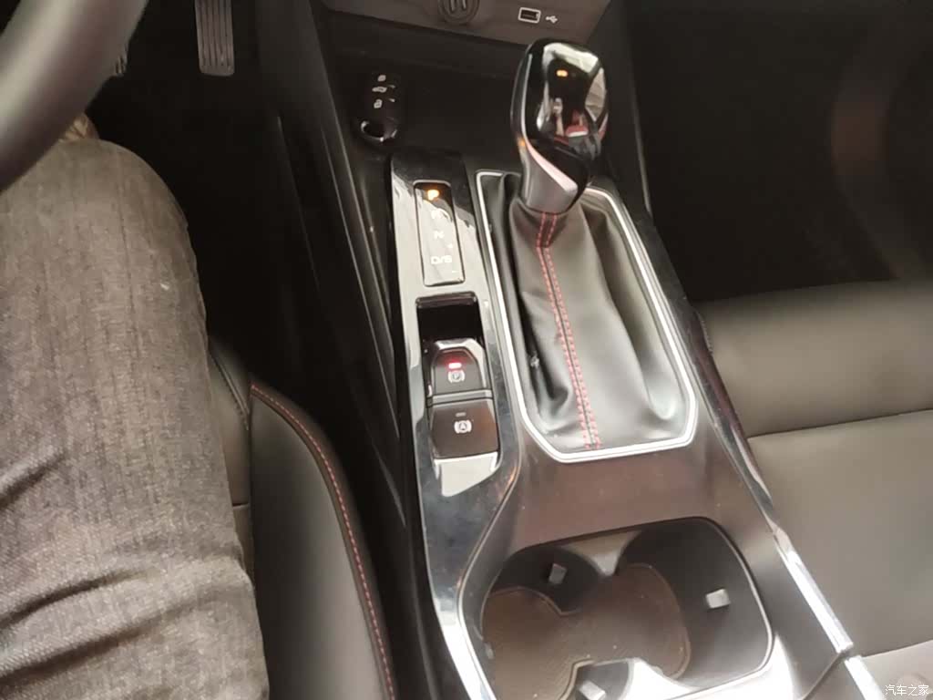 MG MG5, 2022 14