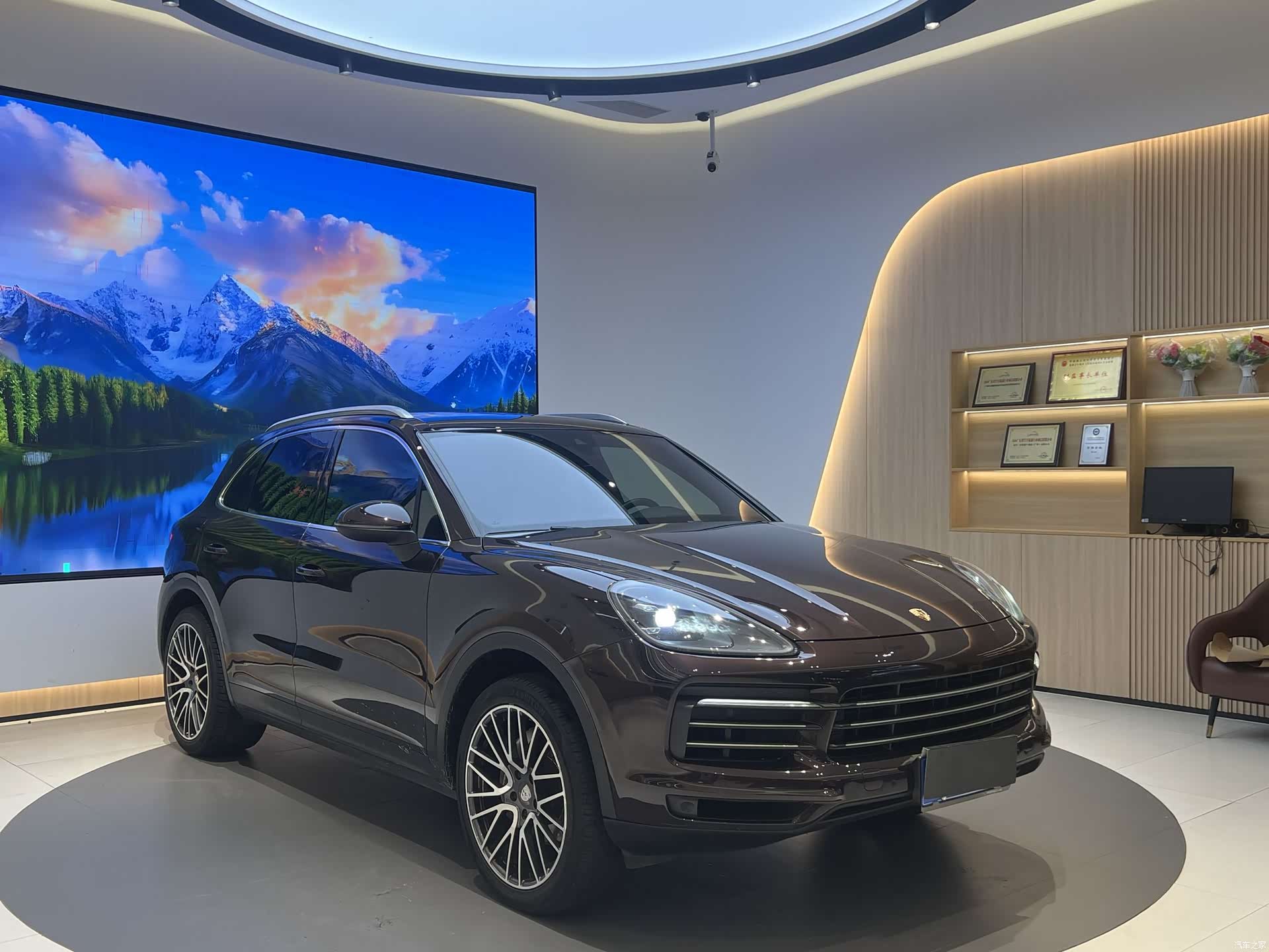 Porsche Cayenne, 2018 3