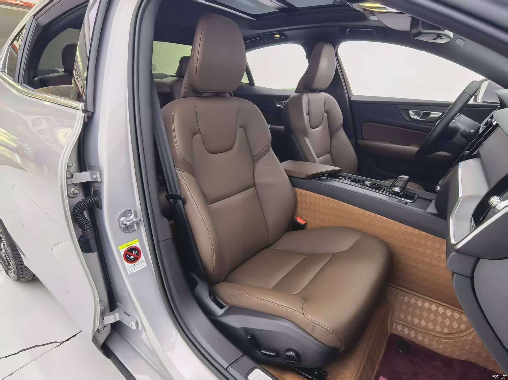 Volvo S60, 2023 20