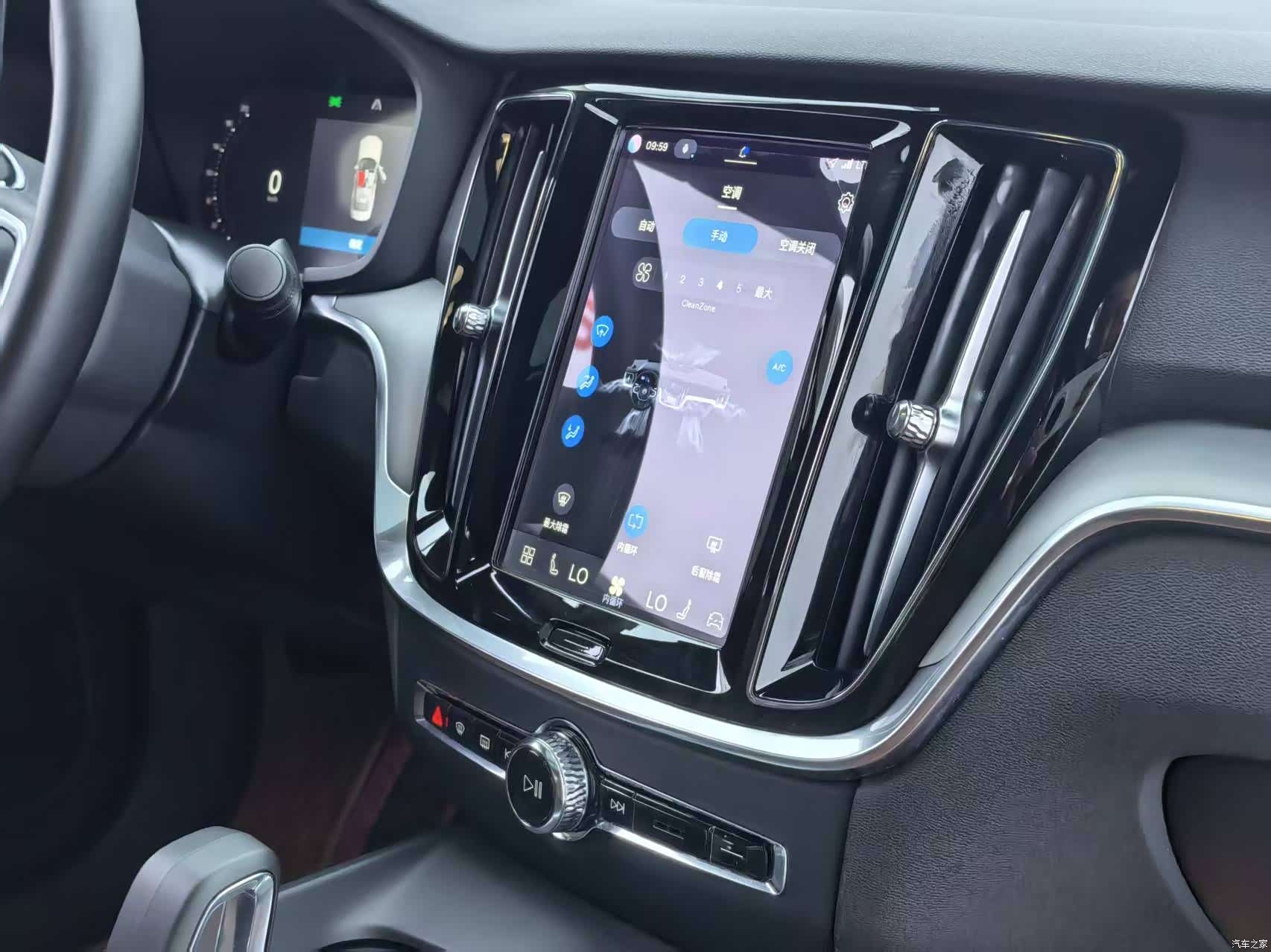 Volvo S60, 2023 18