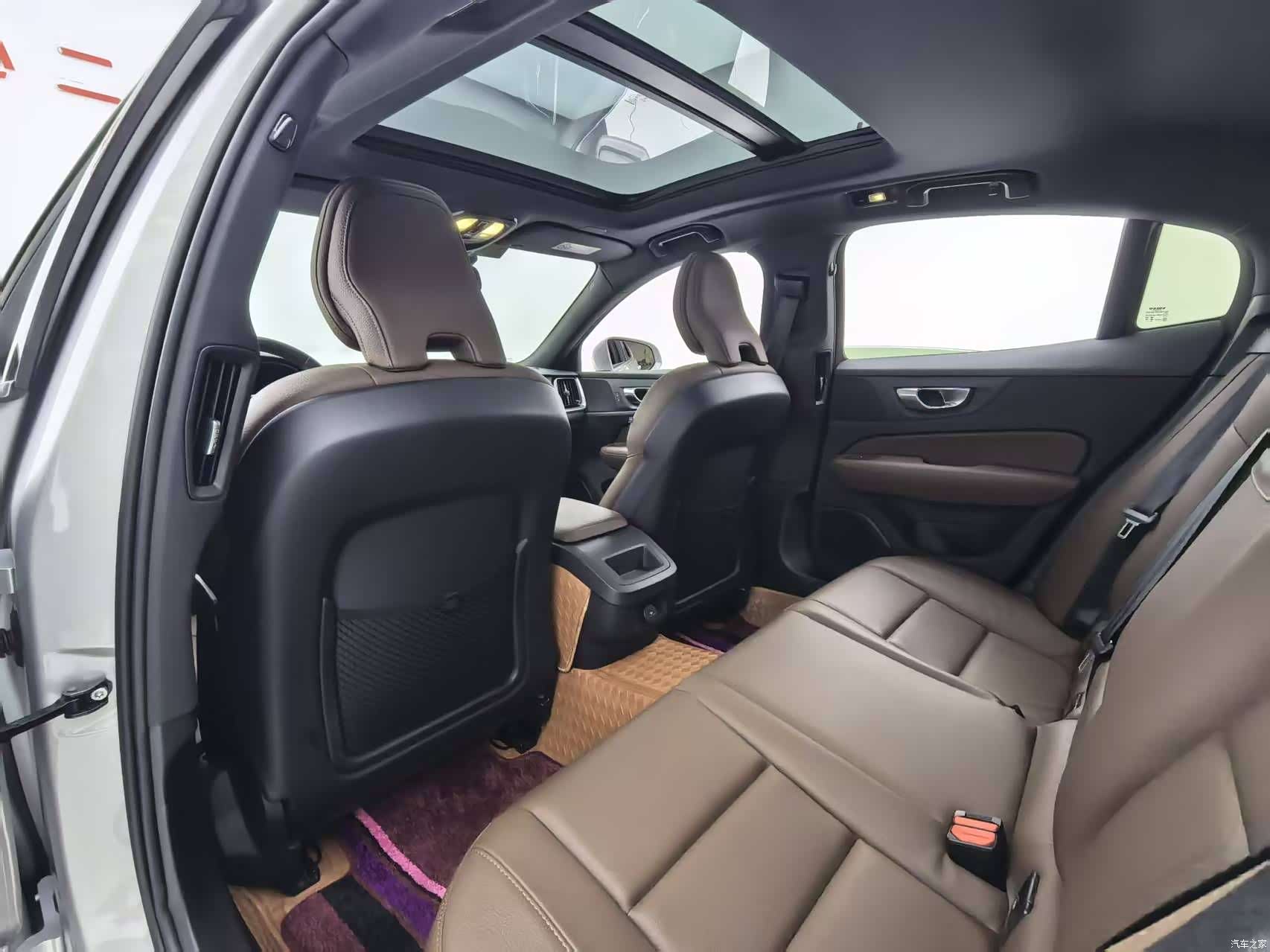Volvo S60, 2023 6