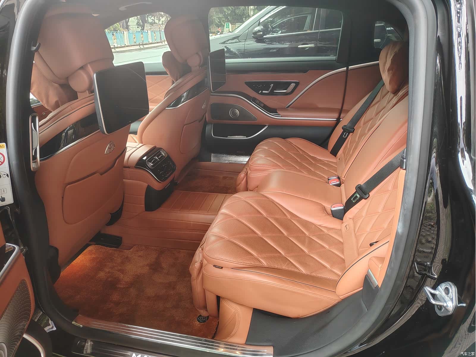 Maybach S-Class, 2022 6