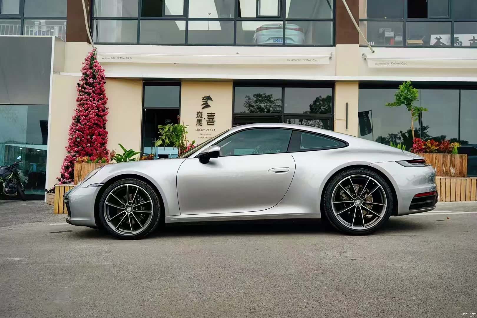 Porsche 911, 2023 4