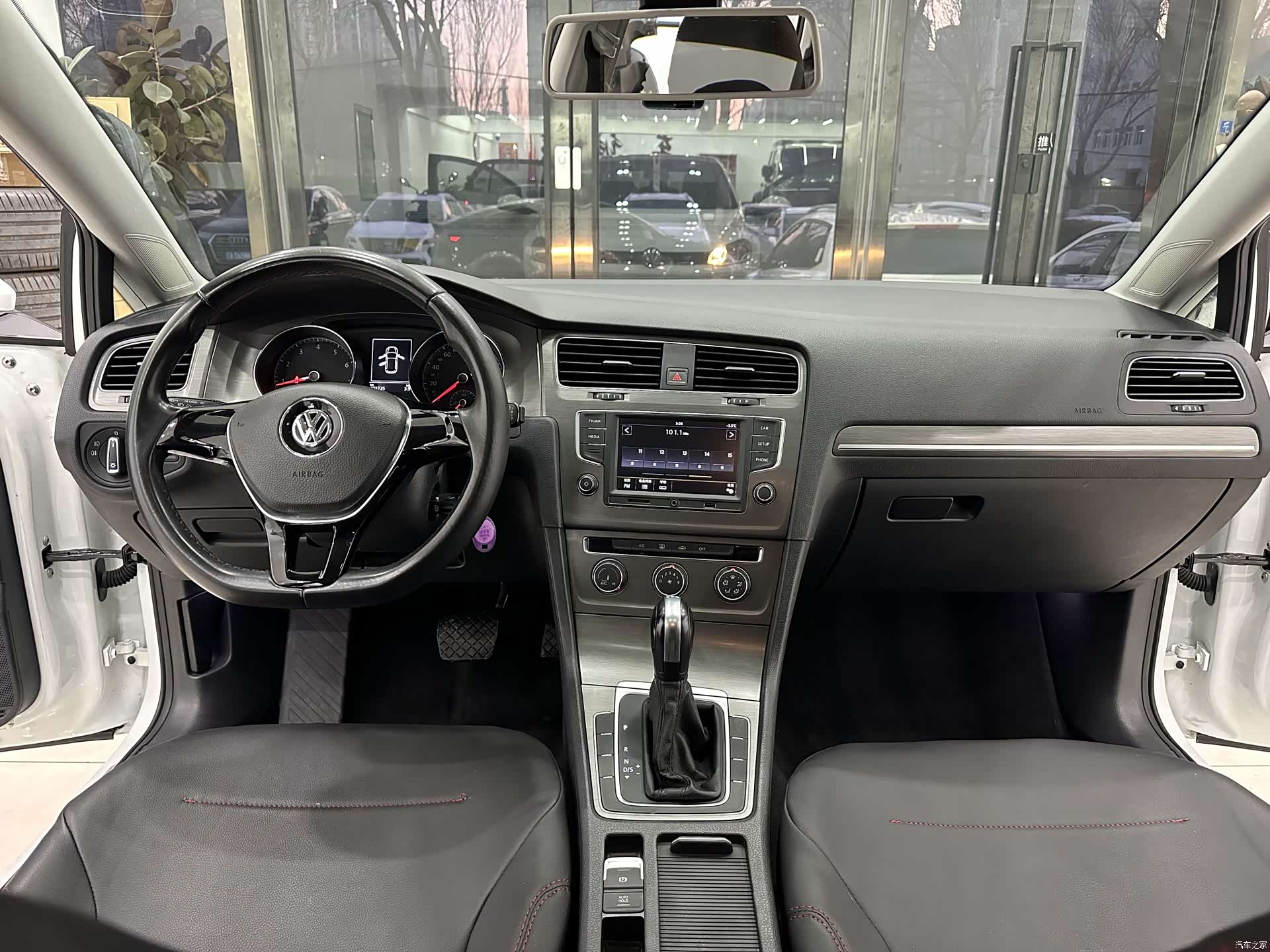 Volkswagen Golf, 2016 10
