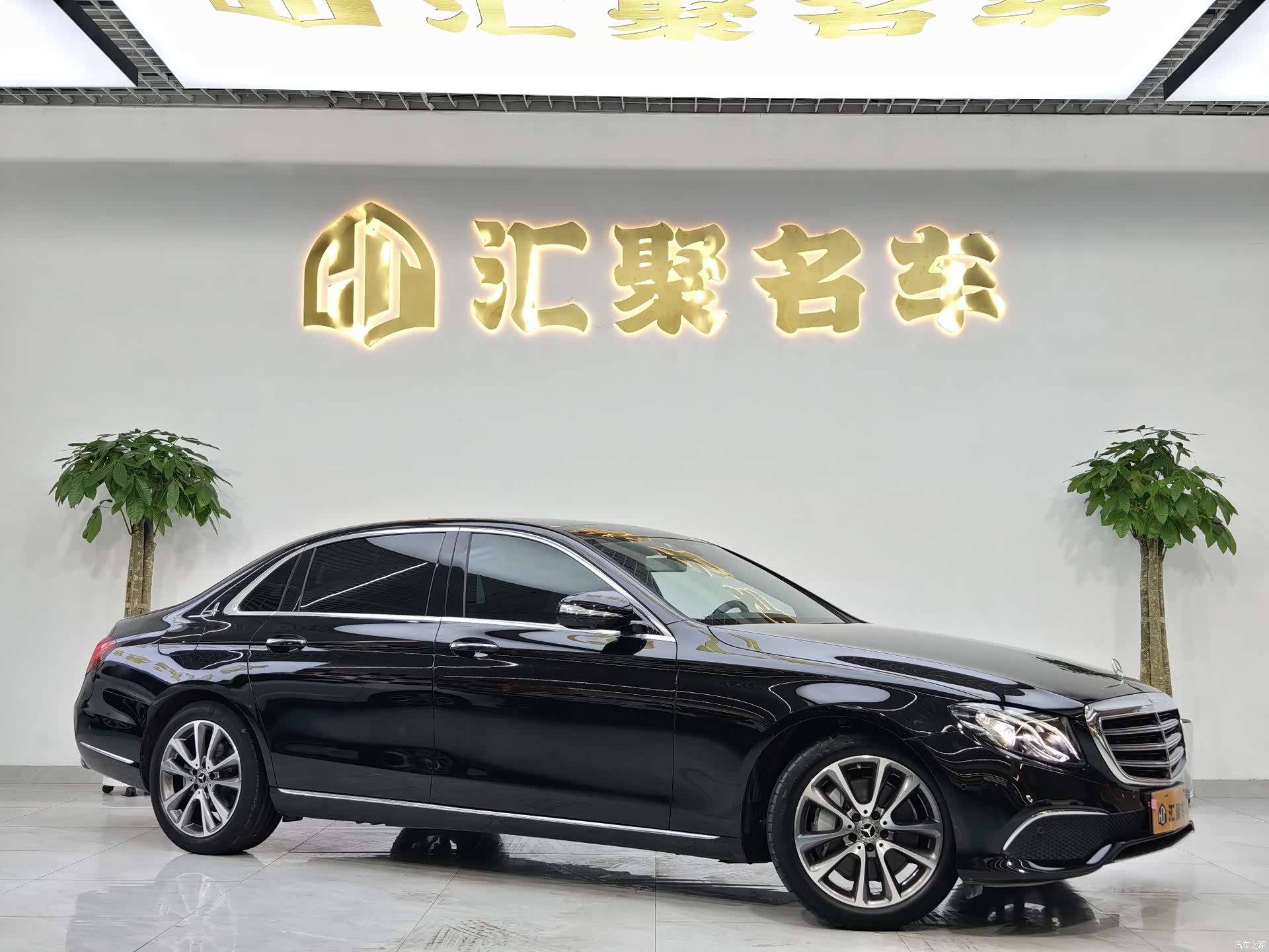 Mercedes-Benz E-Class, 2019 4