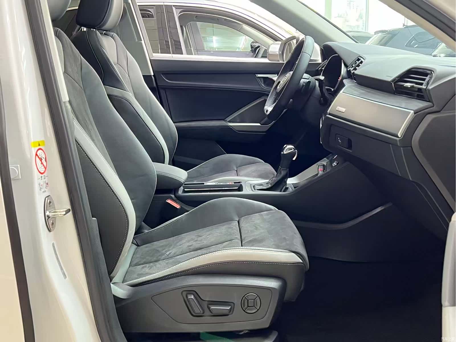 Audi Q3, 2022 17