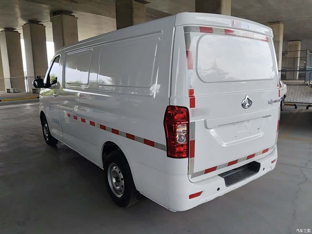 Changan EM80, 2024 23