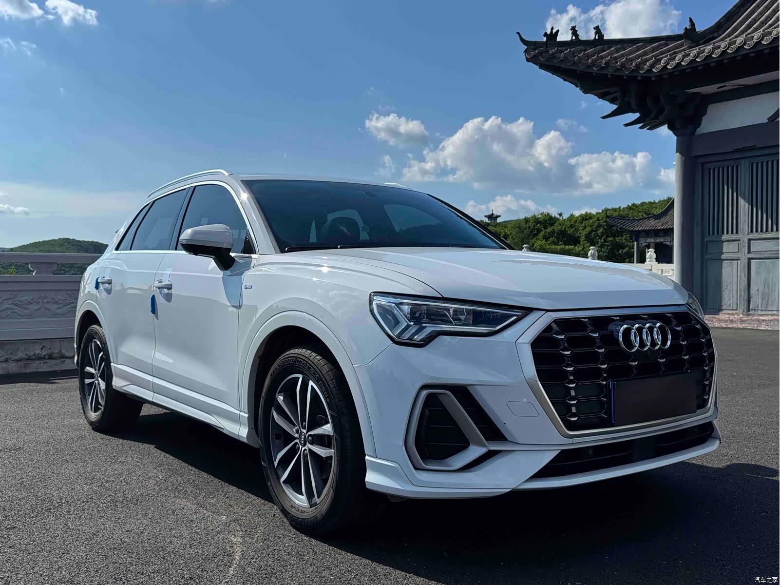 Audi Q3, 2022 3