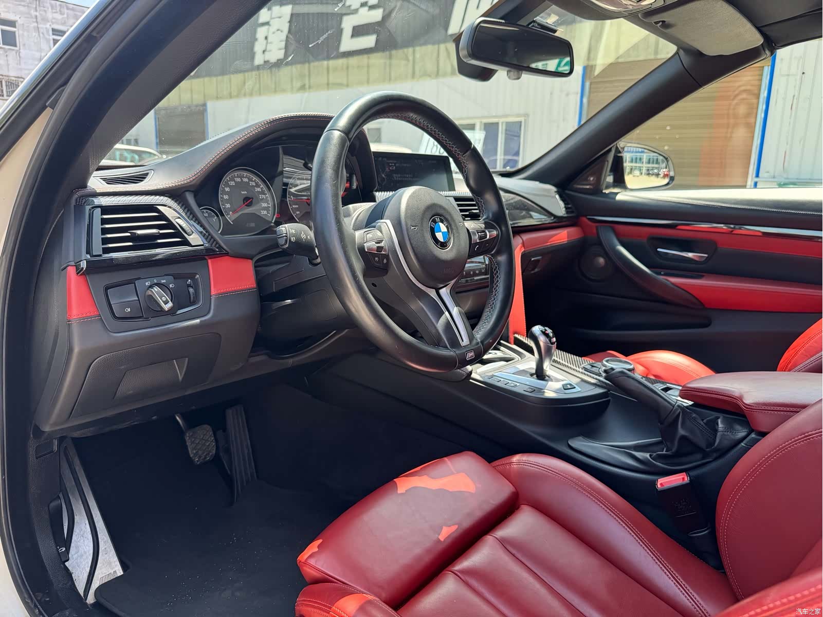 BMW M4, 2015 9