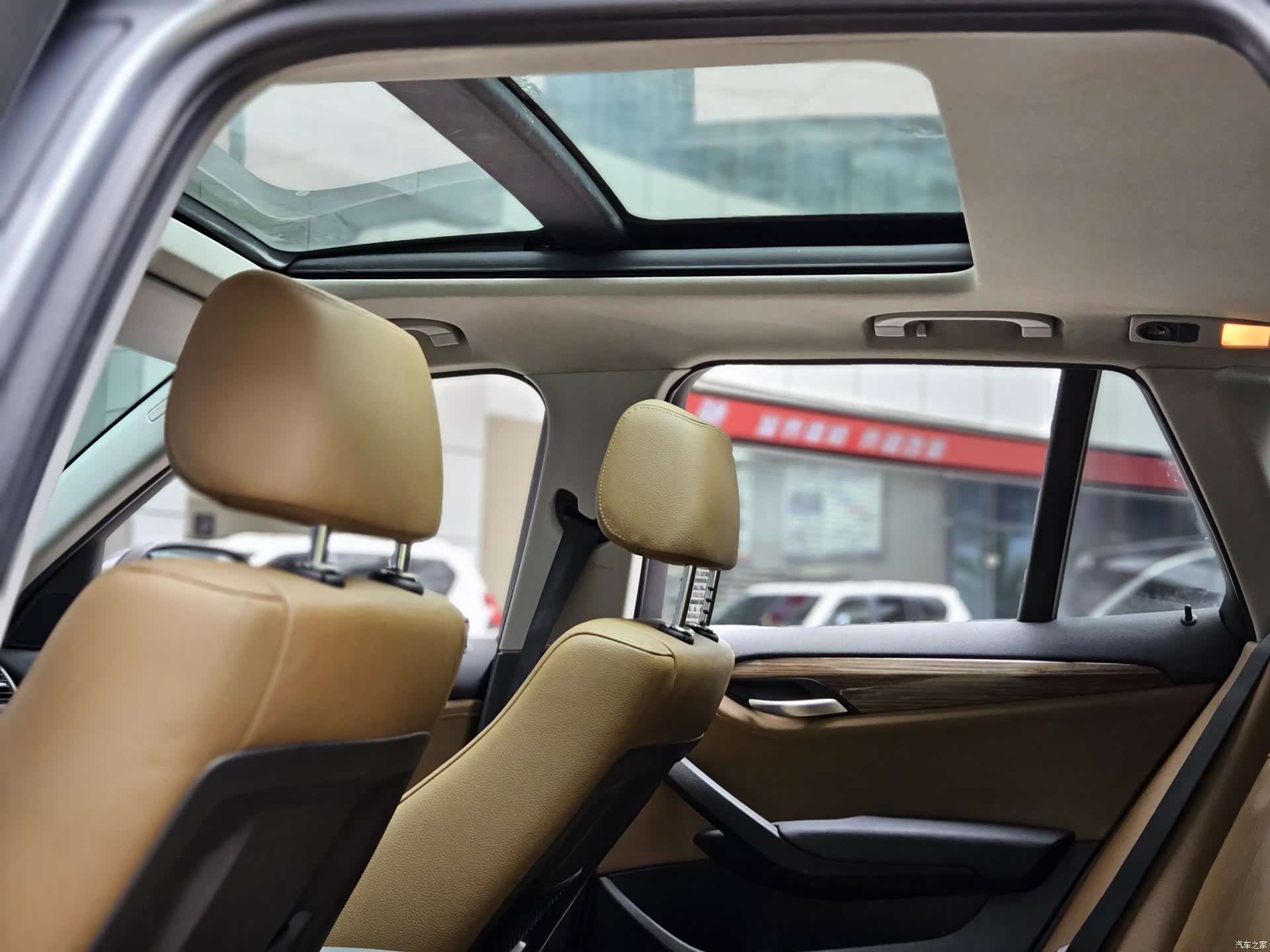 BMW X1, 2012 16