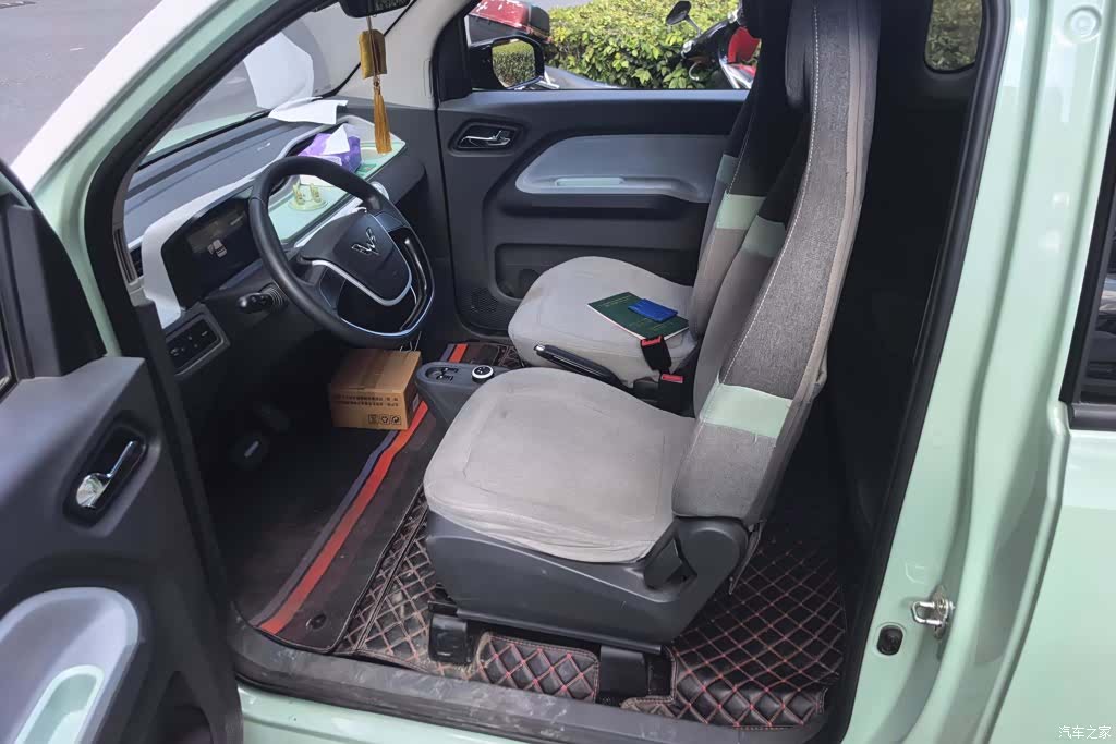 Wuling MINIEV, 2021 9