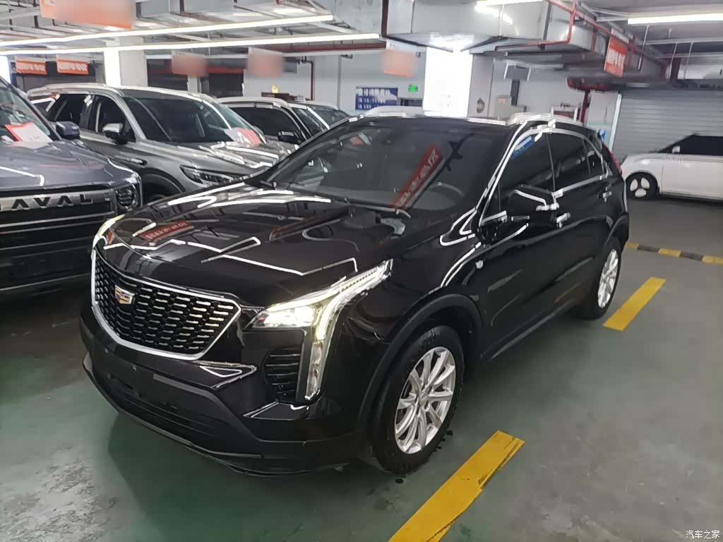 Cadillac XT4, 2021 2