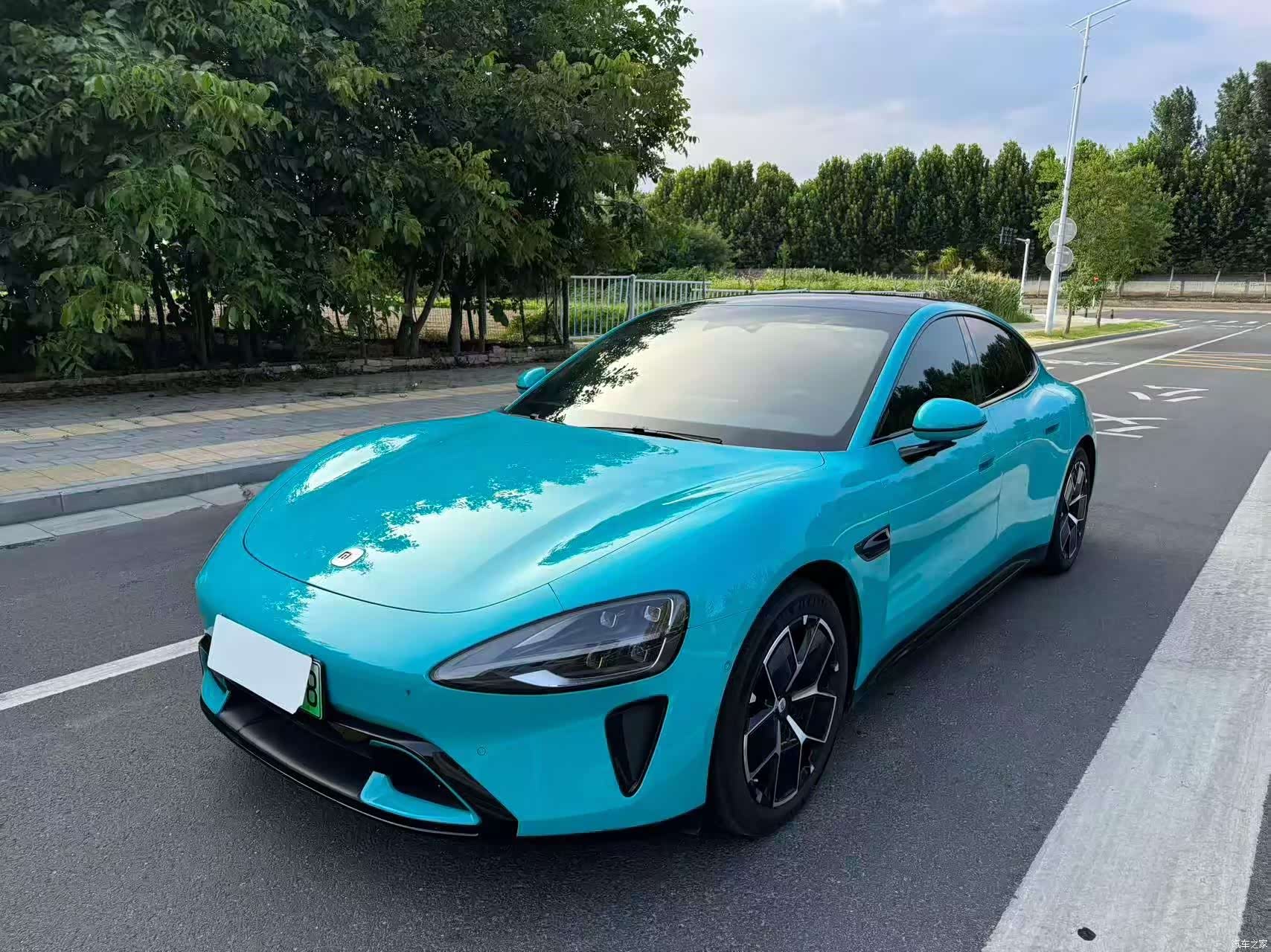 Xiaomi SU7, 2025 1