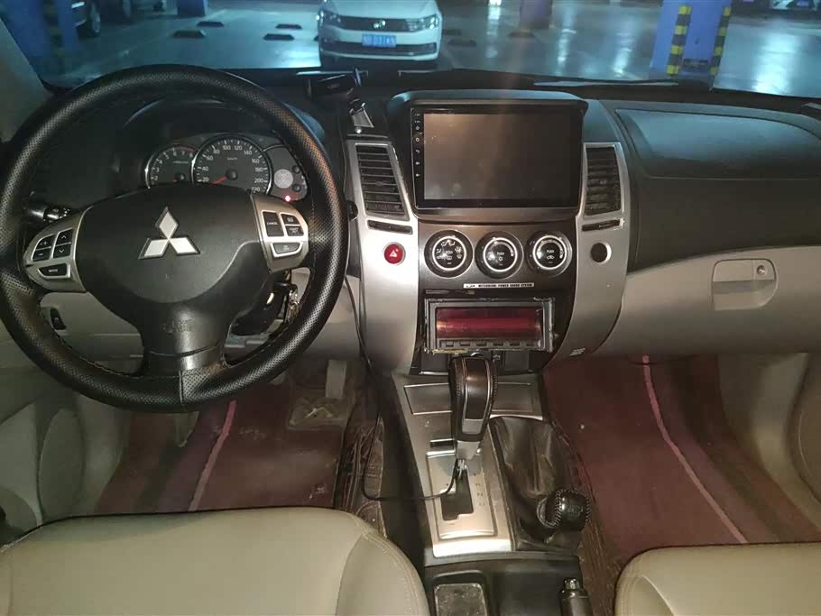 Mitsubishi Pajero Jinchang