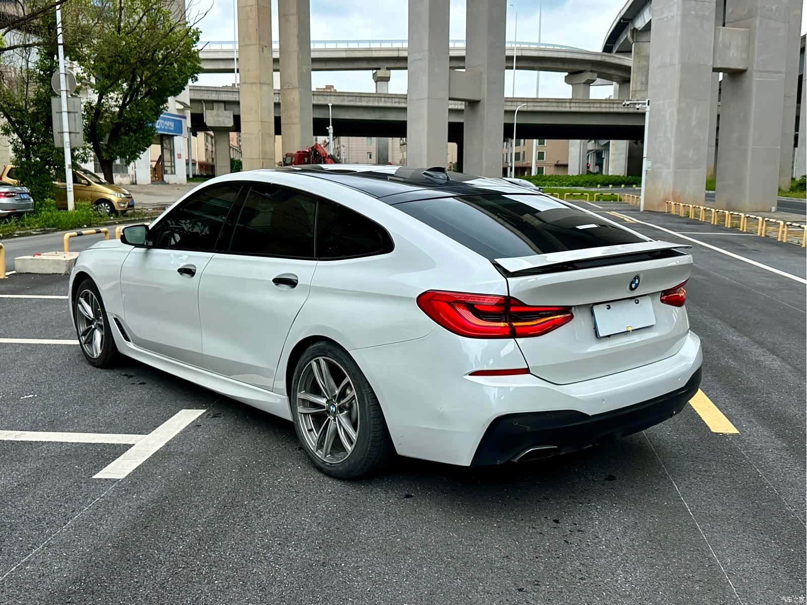 BMW 6 Series GT, 2018 13