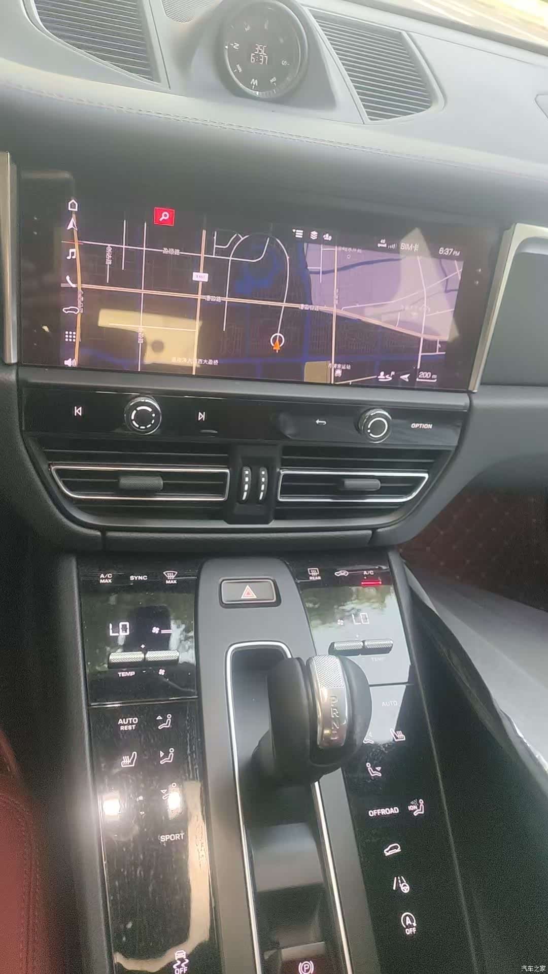 Porsche Macan, 2022 6