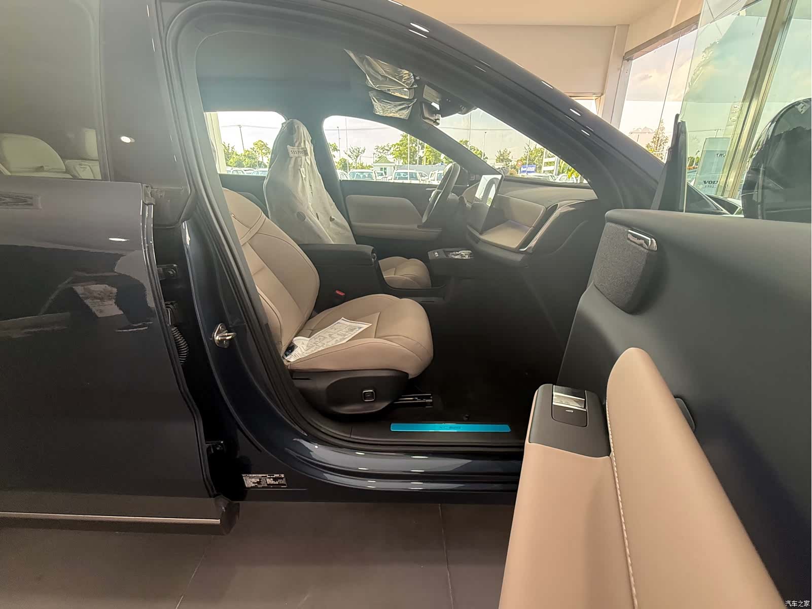 Volvo XC70, 2026 16