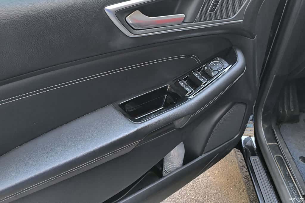 Ford Edge, 2015 7