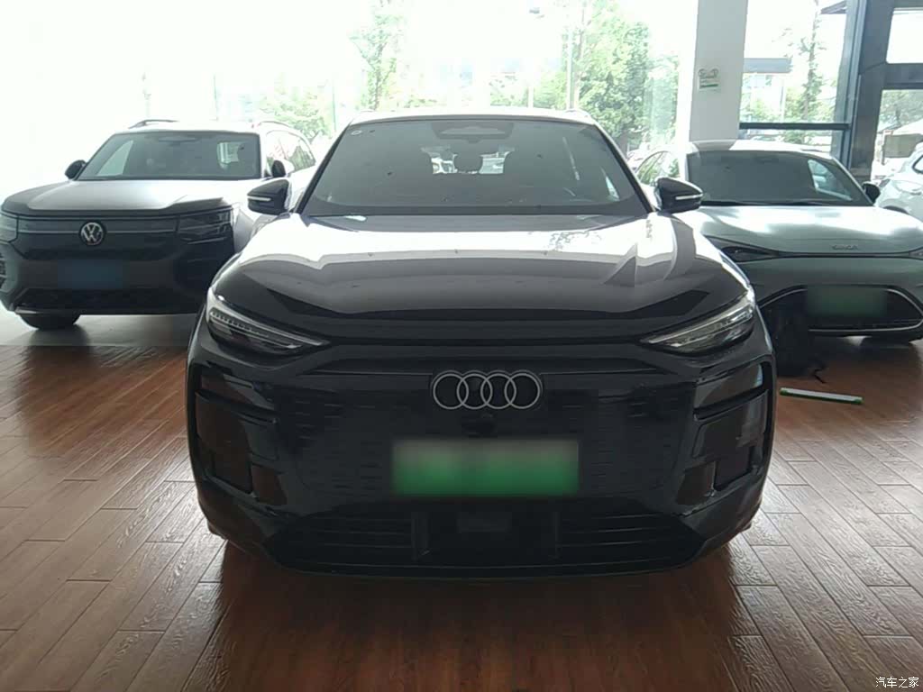 Audi e-tron, 2025 3