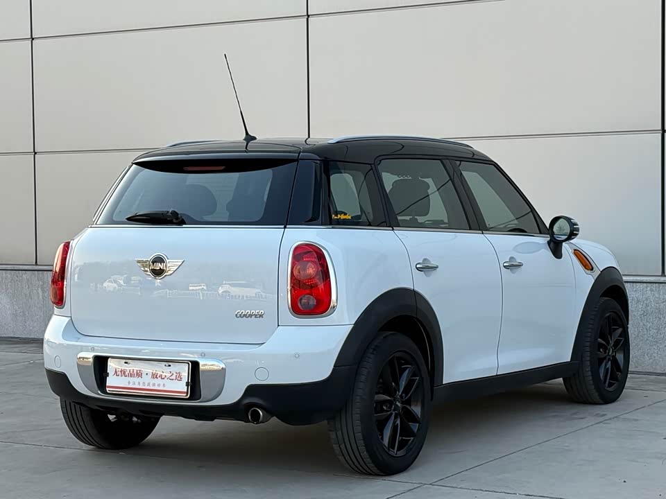 MINI COUNTRYMAN