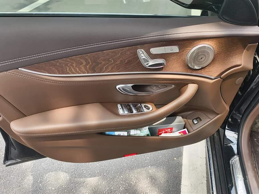 Mercedes-Benz E-class Mercedes-Benz E-class
