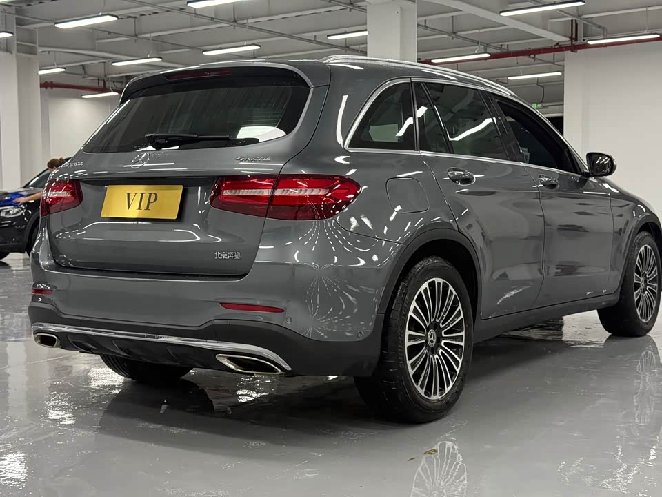 Mercedes-Benz GLC Mercedes-Benz GLC