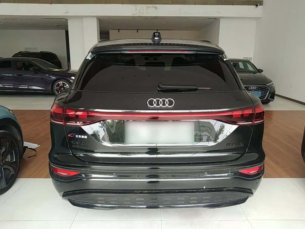 Audi e-tron, 2025 6