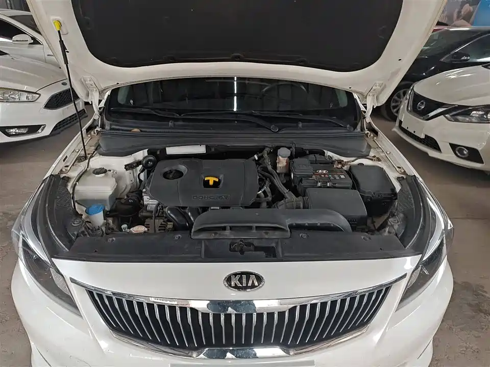 Kia K4
