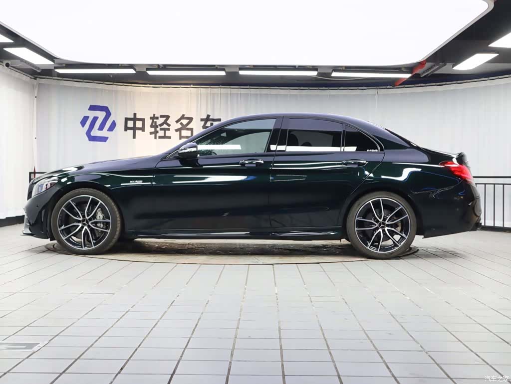 Mercedes-Benz C-Class, 2019 3