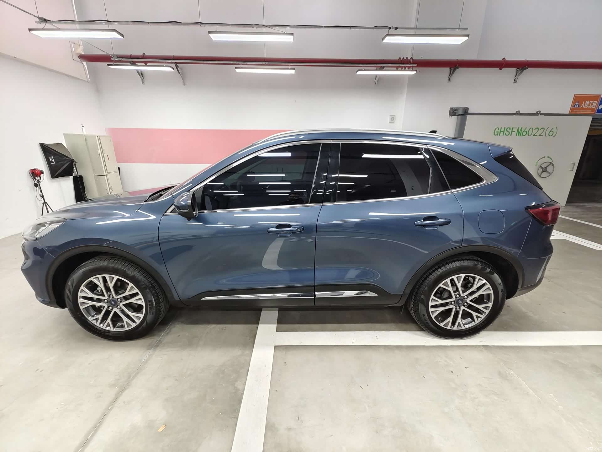 Ford Escape, 2023 2