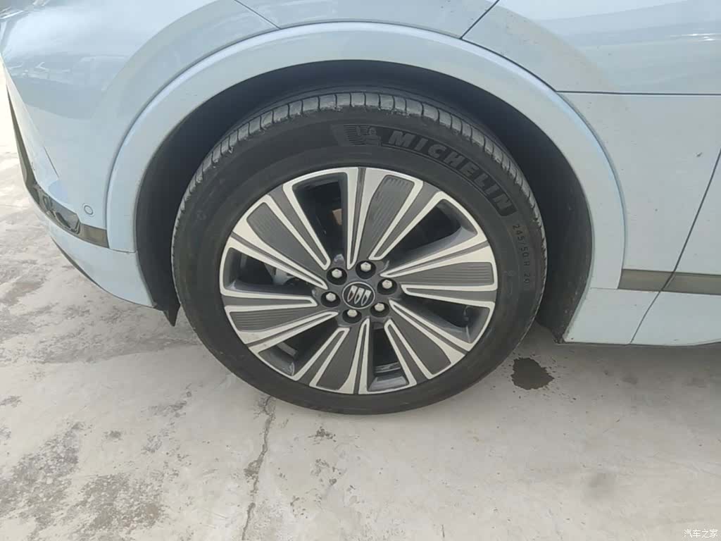 Buick E5, 2023 23