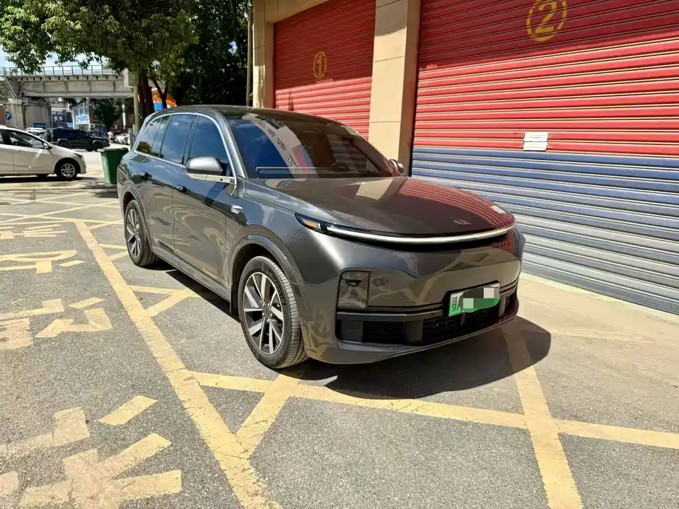 Li Auto Ideal L8