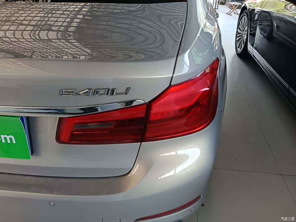 BMW 5 Series, 2018 8