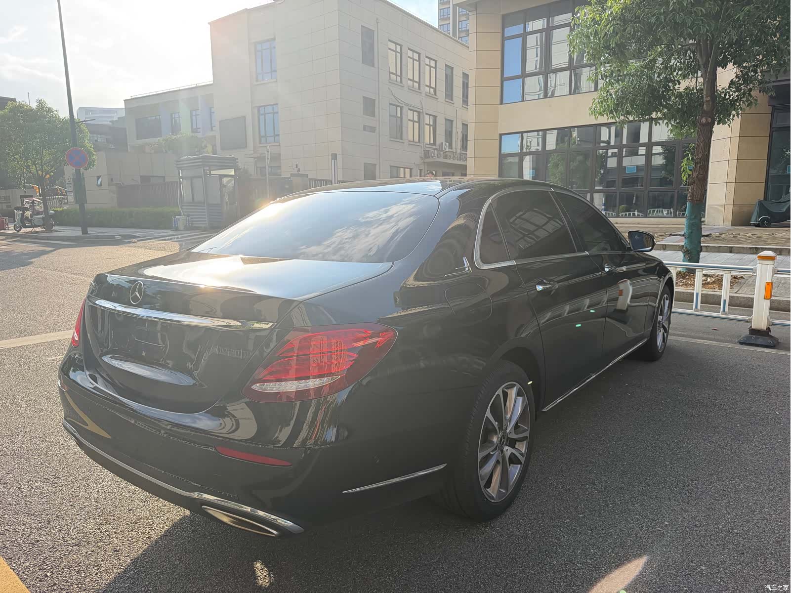 Mercedes-Benz E-Class, 2019 6