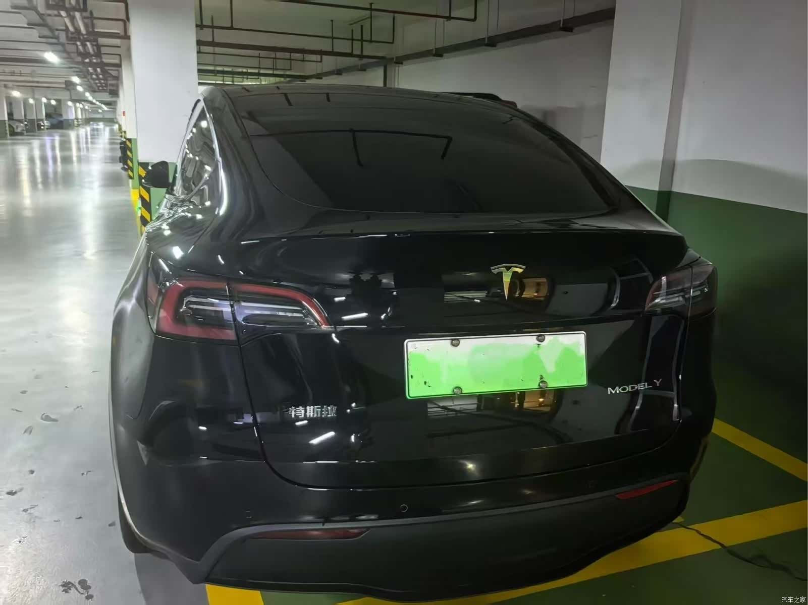 Tesla Model Y, 2024 4