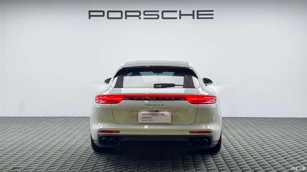 Porsche Panamera, 2018 все фото
