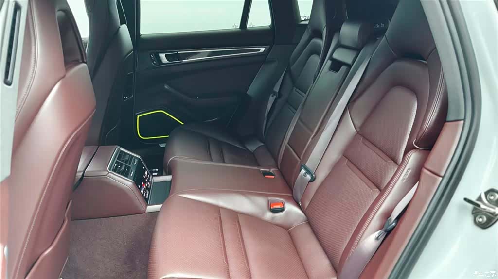 Porsche Panamera, 2018 13
