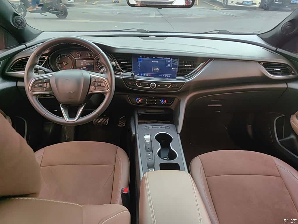 Buick Regal, 2023 3