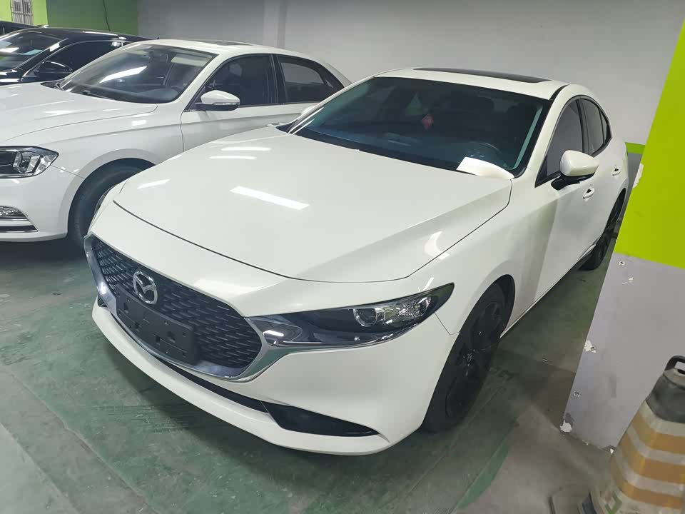 Mazda 3 Angkesaila