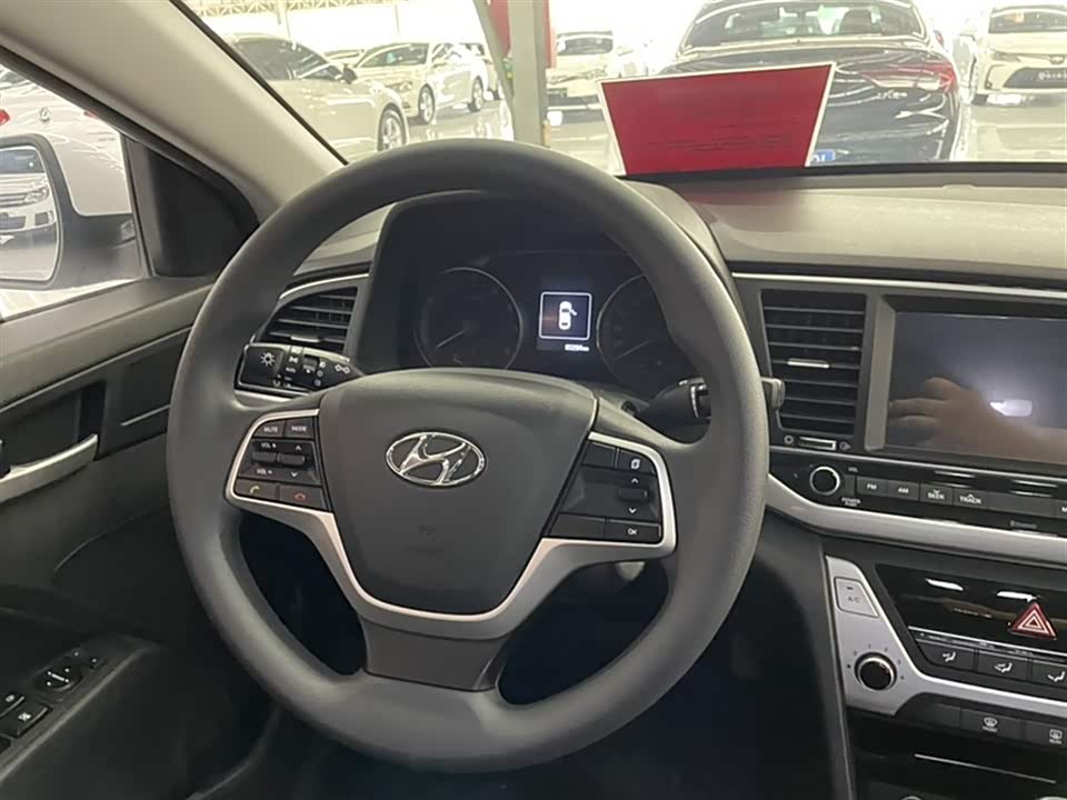 Hyundai Lead