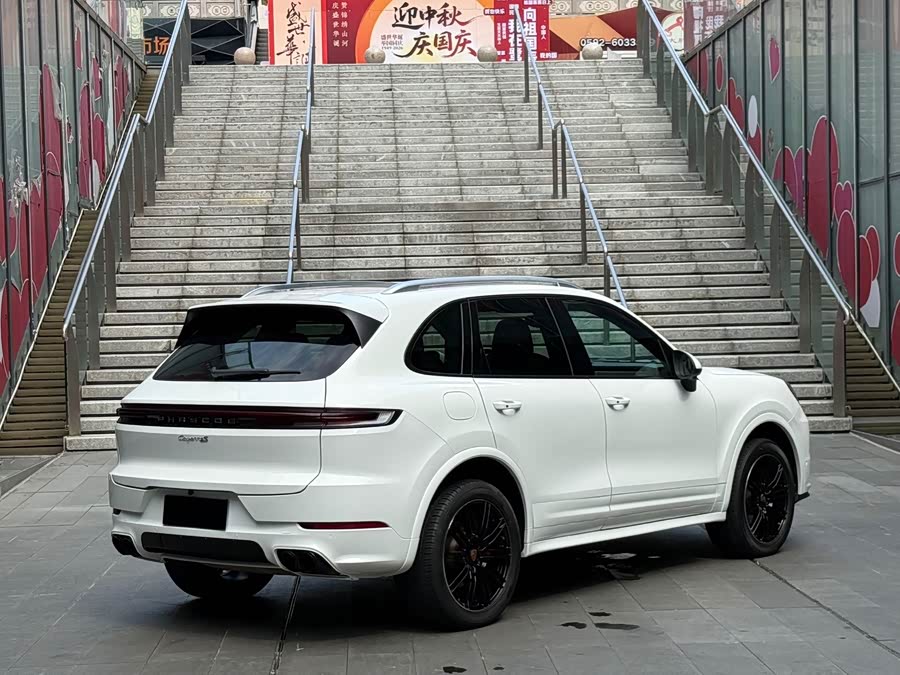 Porsche Cayenne 2013, фото 4
