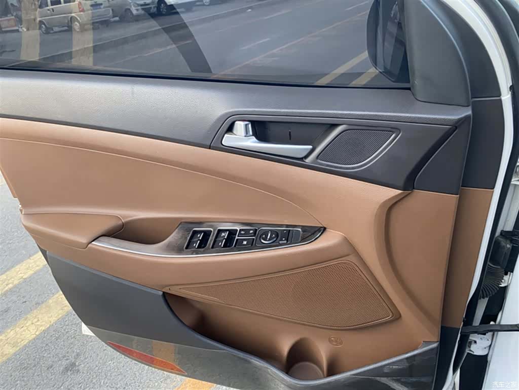 Hyundai Tucson, 2016 18