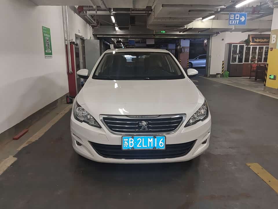 Peugeot 408