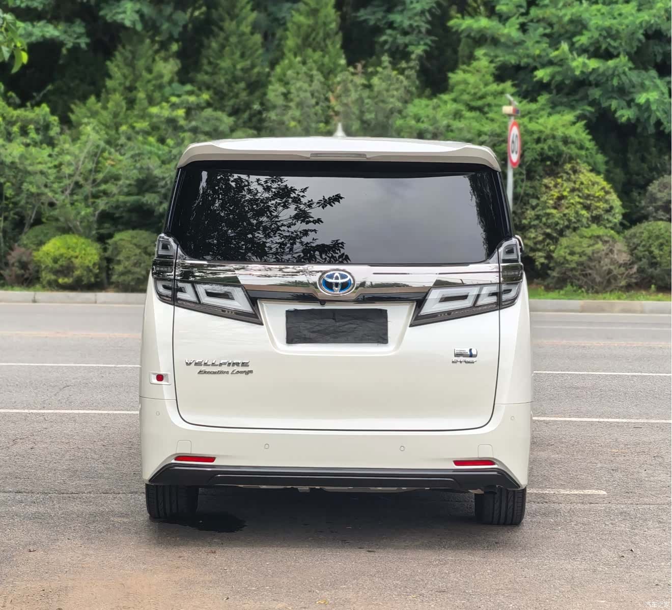 Toyota Vellfire, 2021 все фото