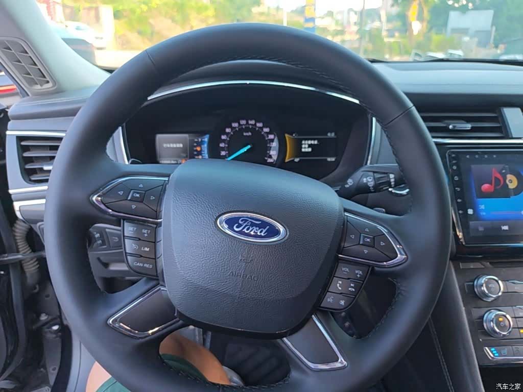 Ford Taurus, 2018 11