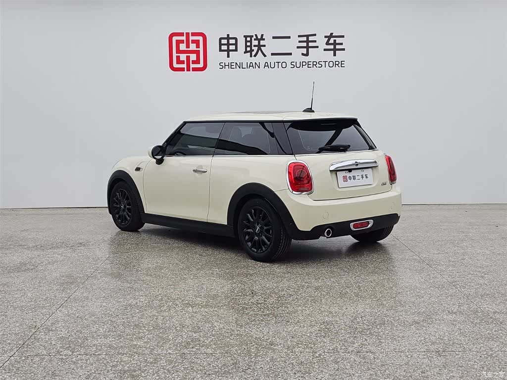 Mini ONE, 2021 3