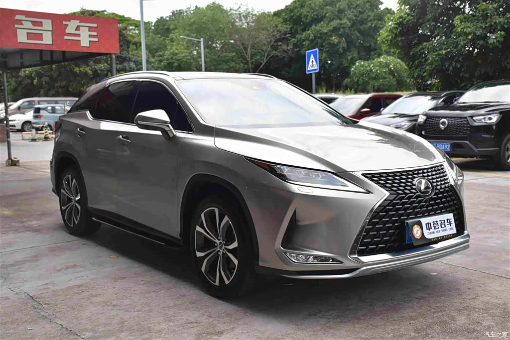 Lexus RX, 2022 3