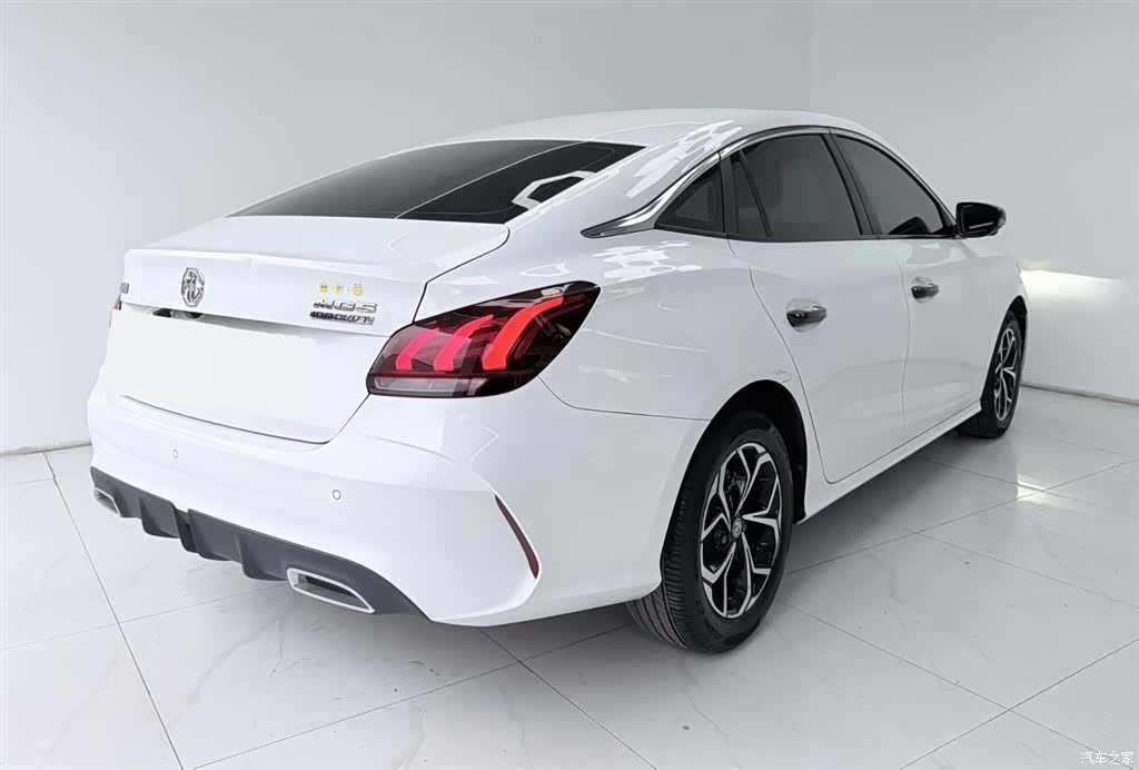 MG MG5, 2021 7
