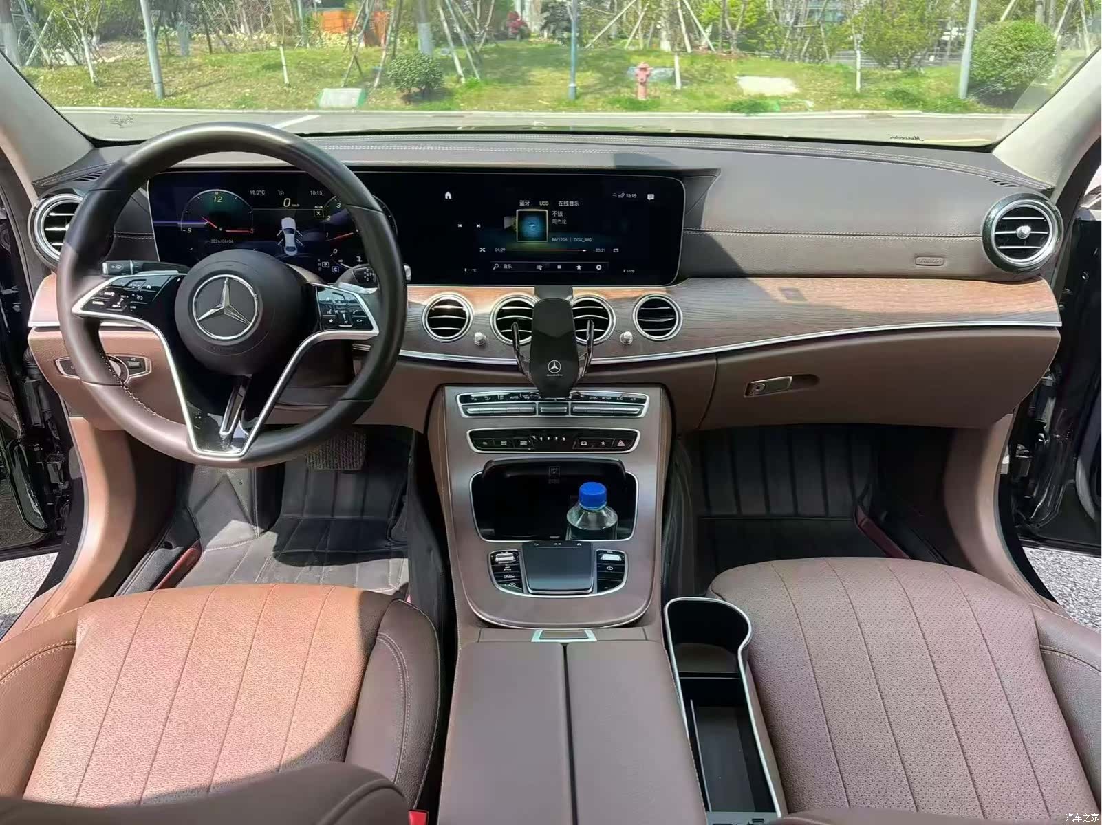 Mercedes-Benz E-Class, 2023 4