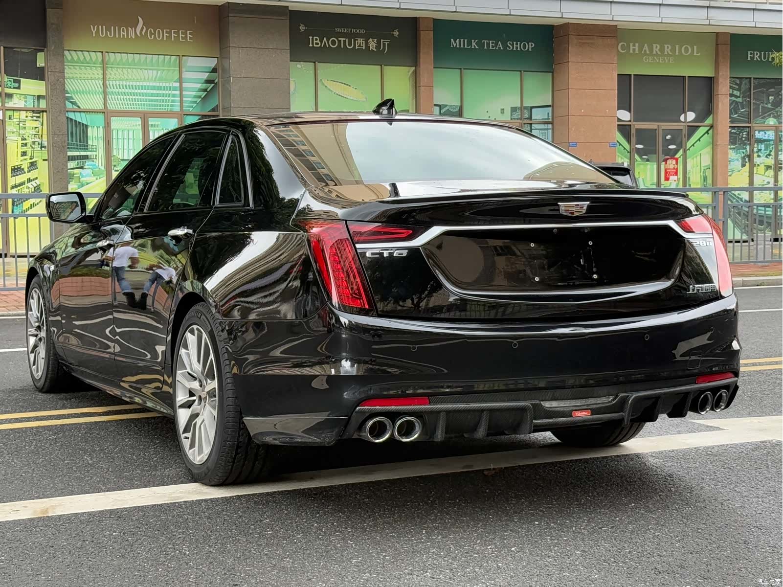 Cadillac CT6, 2020 все фото